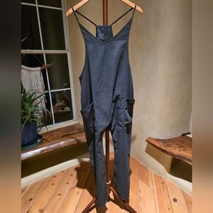 Stylish Black Jumpsuit with Pockets